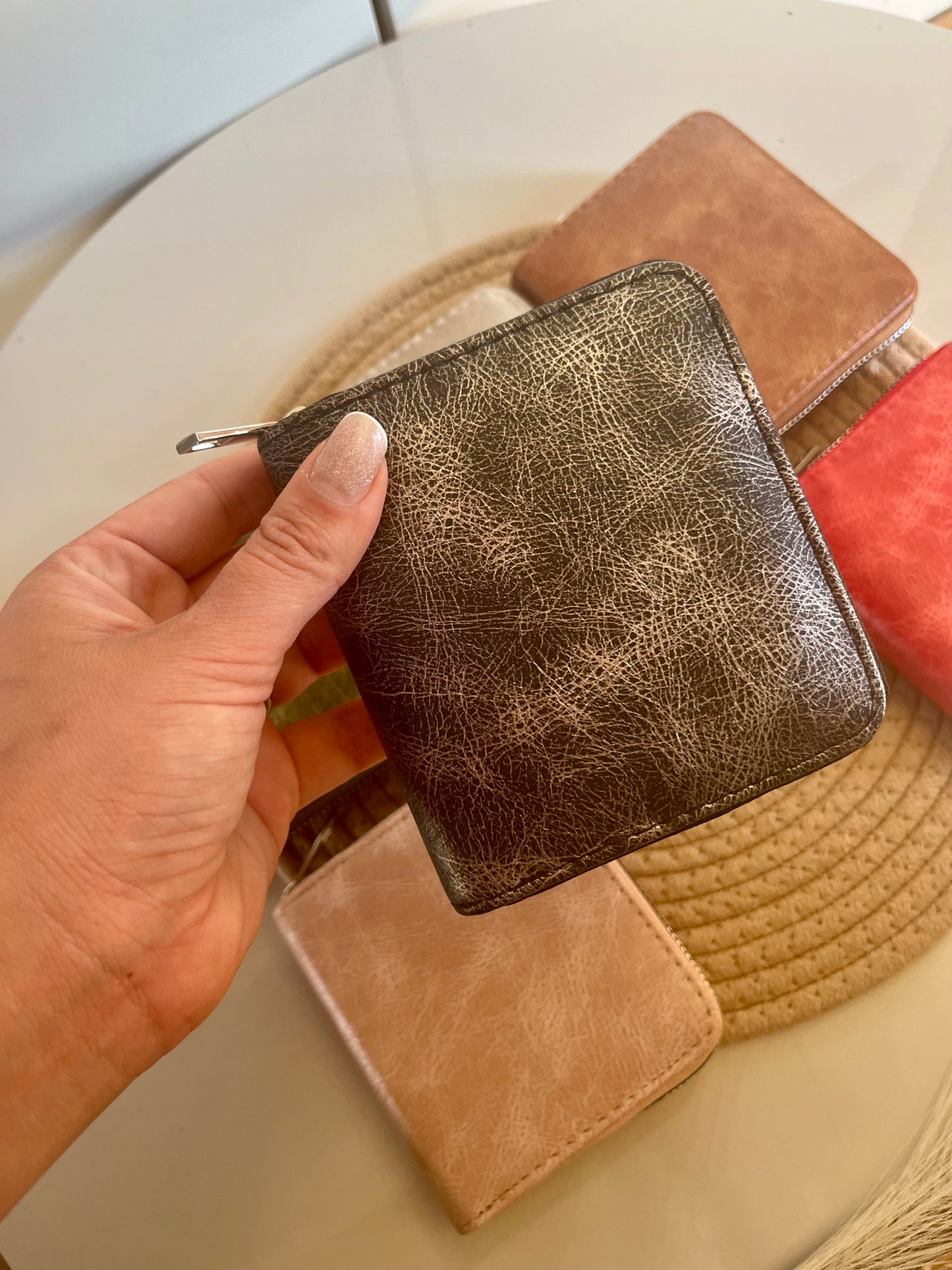 Billetera tipo cuero