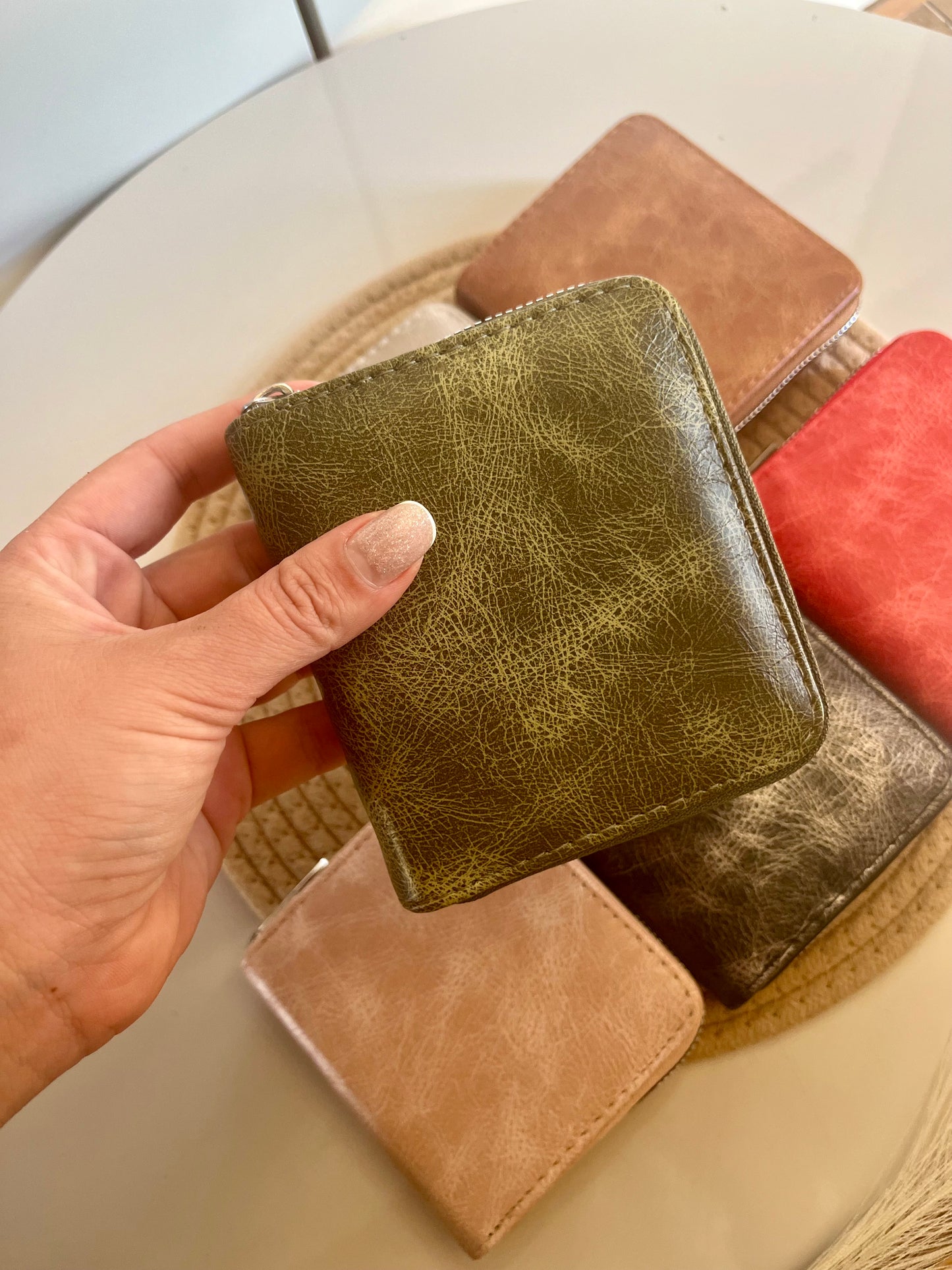 Billetera tipo cuero