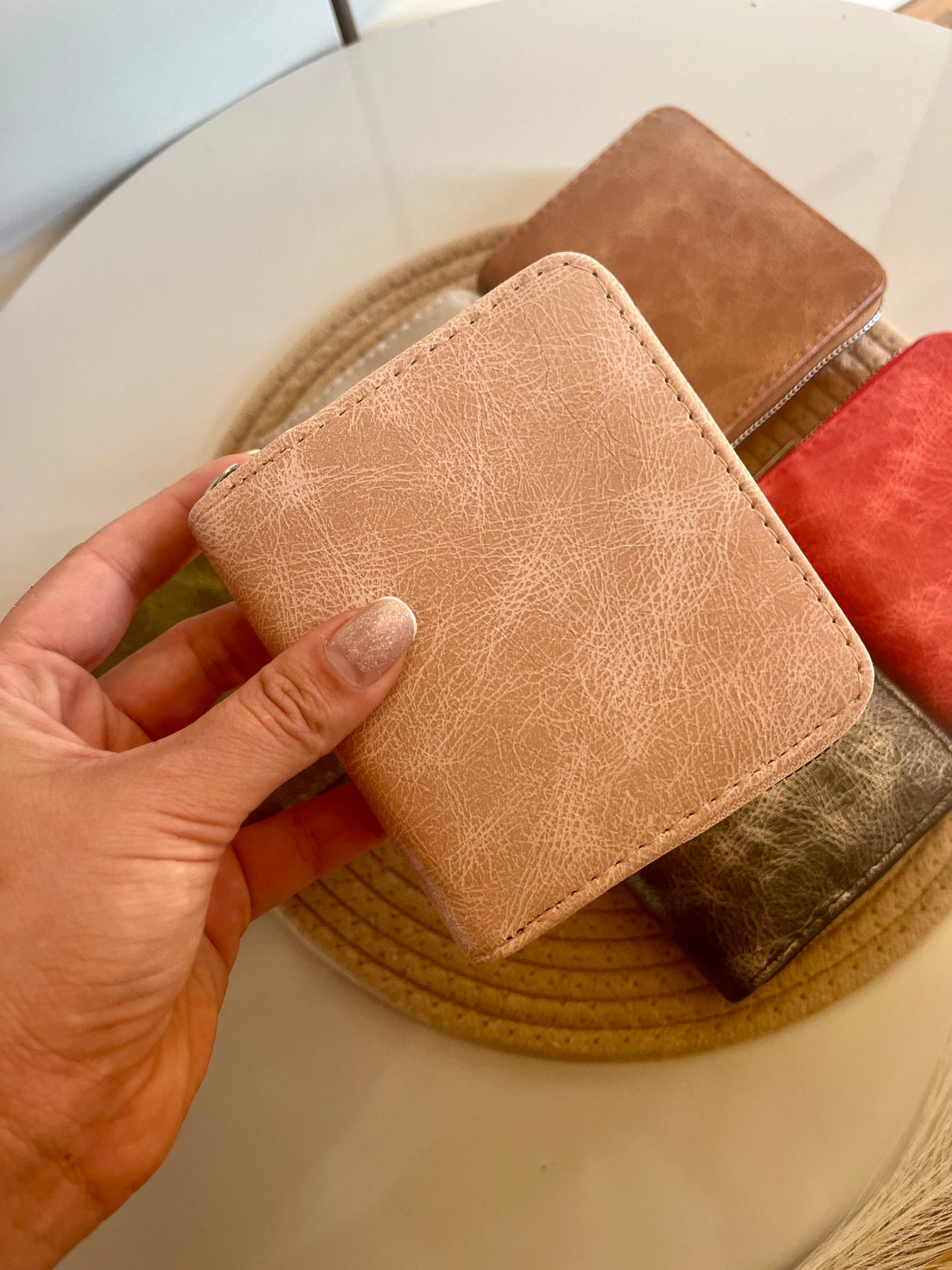 Billetera tipo cuero