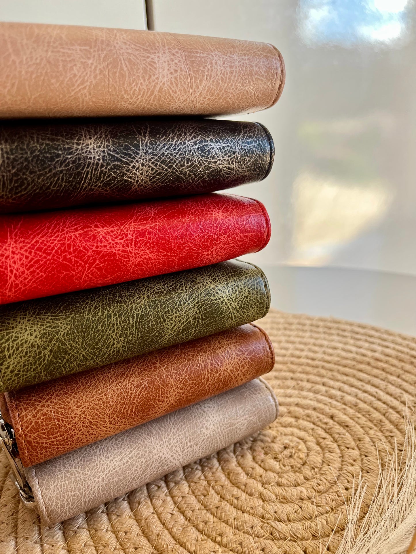 Billetera tipo cuero