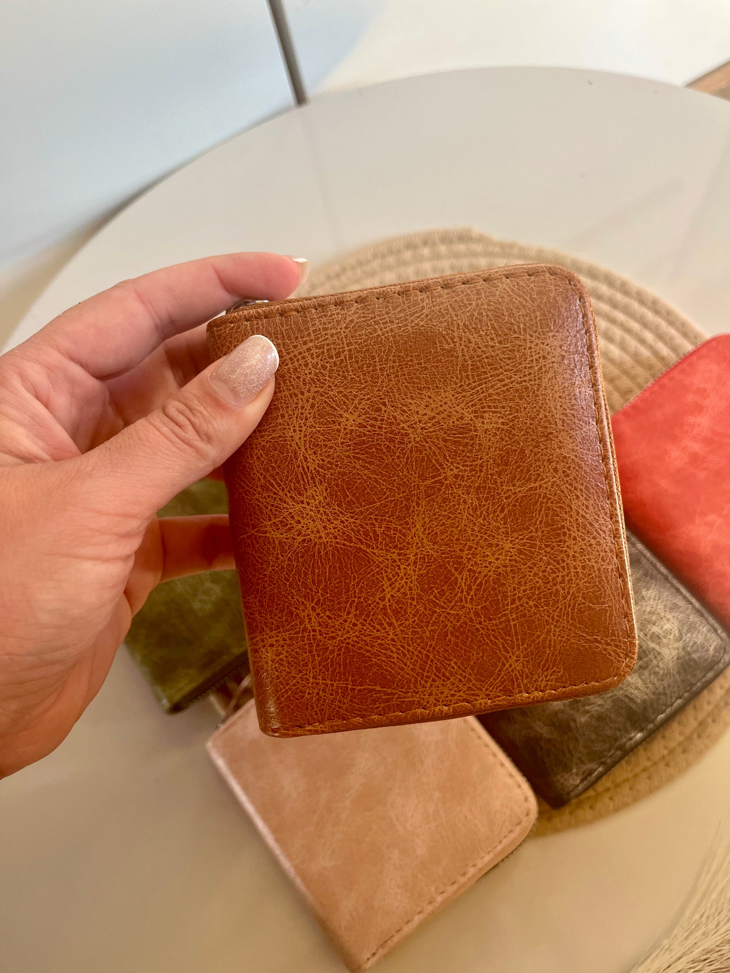 Billetera tipo cuero