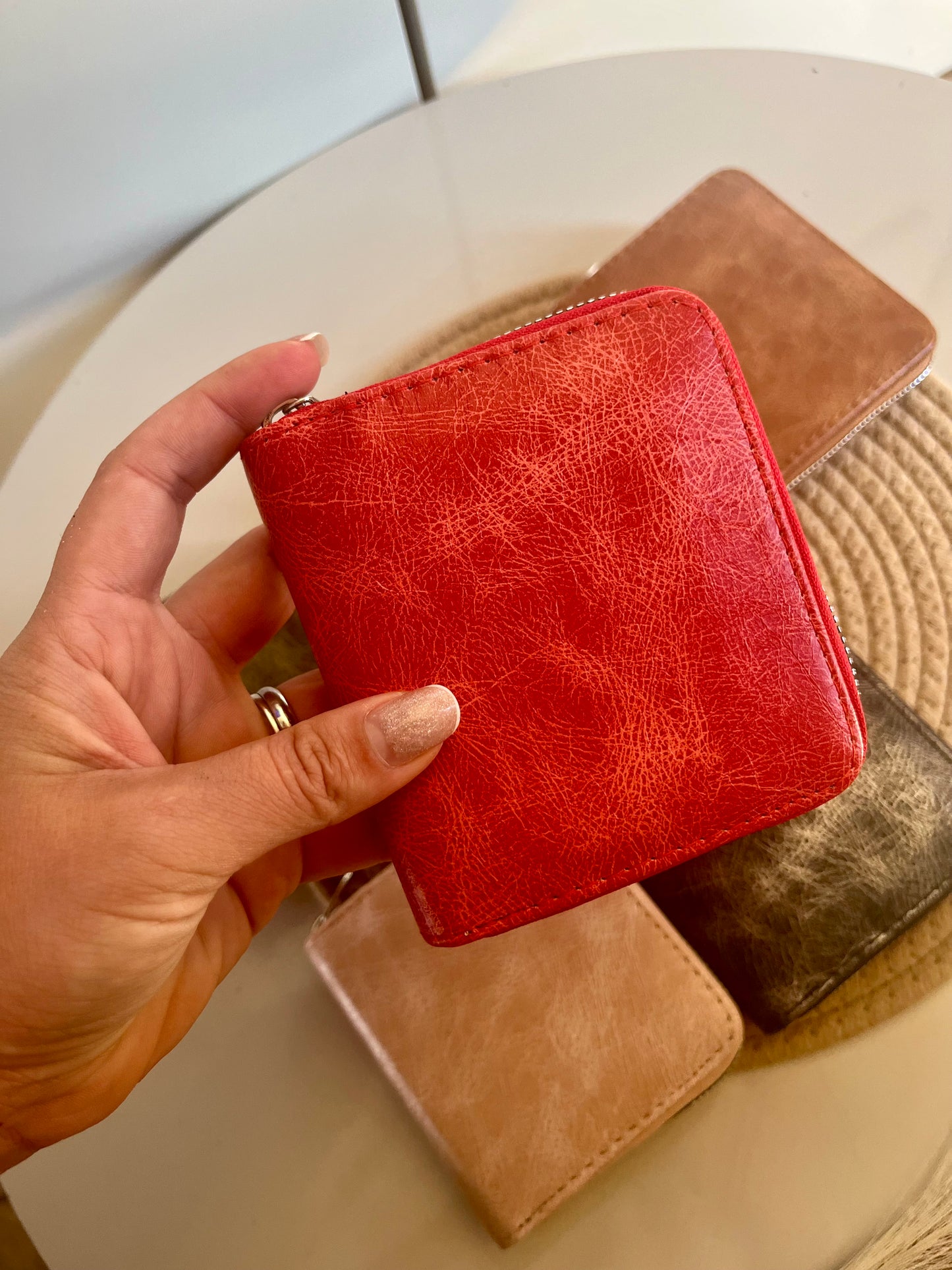 Billetera tipo cuero